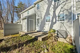 32 Village St, Easton, MA 02375 - Photo 5