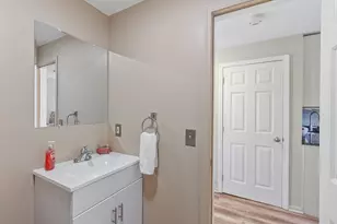 278 Manning St, Hudson, MA 01749 - Photo 13