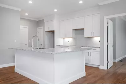 39 Crestwood Circle #42, Northbridge, MA 01588 - Photo 9