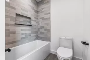 360 Athens St, Boston, MA 02127 - Photo 11