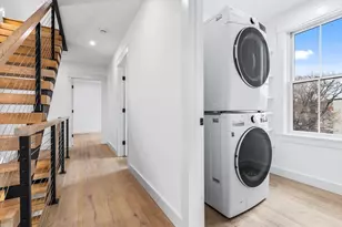 360 Athens St, Boston, MA 02127 - Photo 15