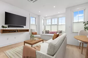 360 Athens St, Boston, MA 02127 - Photo 5