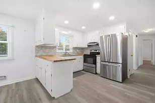 181 Beauchamp Terrace, Chicopee, MA 01020 - Photo 5