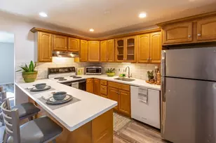 207 Samoset St, Plymouth, MA 02360 - Photo 3