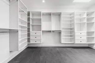 360 Athens St, Boston, MA 02127 - Photo 19