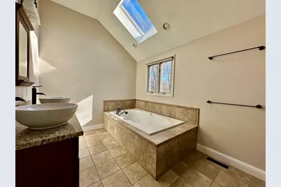 29 Draper Cir #29, Marlborough, MA 01752 - Photo 13