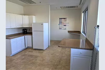 890 East St, Tewksbury, MA 01876 - Photo 11