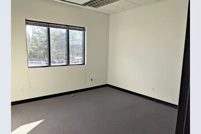 890 East St, Tewksbury, MA 01876 - Photo 9