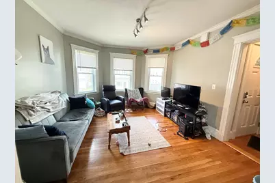 81 Florence St #2, Boston, MA 02131 - Photo 3