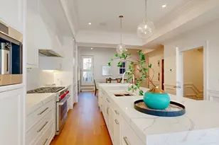71 Mt Vernon St, Boston, MA 02108 - Photo 9