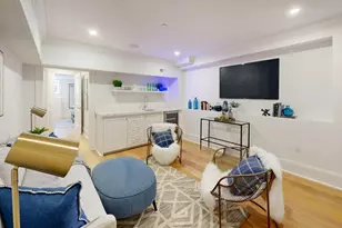 71 Mt Vernon St, Boston, MA 02108 - Photo 33