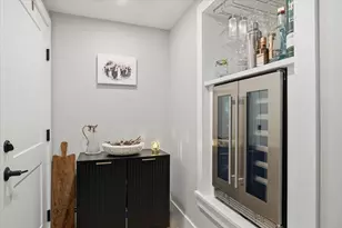 61 Spofford St, Newburyport, MA 01950 - Photo 17