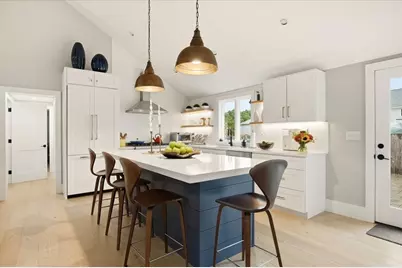 61 Spofford St, Newburyport, MA 01950 - Photo 5