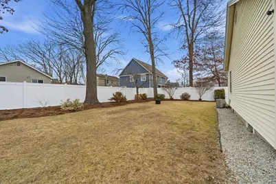 15 Limewood Ave, Billerica, MA 01821 - Photo 31