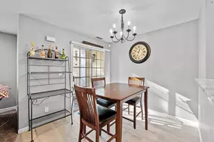 709 Gazebo Cir, Reading, MA 01867 - Photo 7