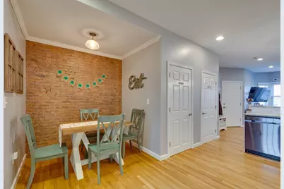 266 Bowen St #1, Boston, MA 02127 - Photo 15