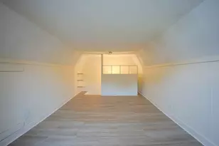 16 Beacon Pl, Melrose, MA 02176 - Photo 11