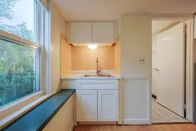 16 Beacon Place #16, Melrose, MA 02176 - Photo 3
