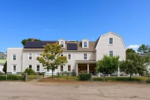 16 Beacon Pl, Melrose, MA 02176 - Photo 13