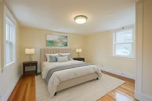 16 Beacon Pl, Melrose, MA 02176 - Photo 9