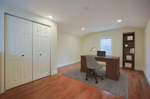 18 Beacon Pl, Melrose, MA 02176 - Photo 19