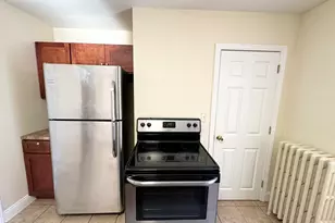 255 River St, Haverhill, MA 01832 - Photo 3