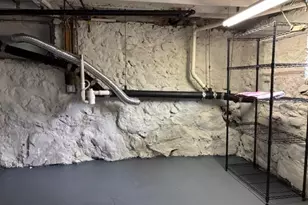 7 Place Ln, Woburn, MA 01801 - Photo 15