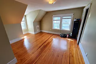 93 Meridian St, Melrose, MA 02176 - Photo 7