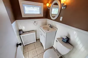 93 Meridian St, Melrose, MA 02176 - Photo 9