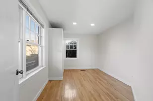 27 R West St, Beverly, MA 01915 - Photo 11