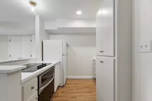 27 R West St, Beverly, MA 01915 - Photo 5