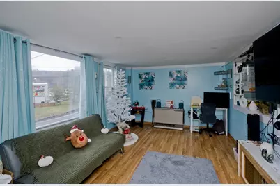 20 Prospect St, Adams, MA 01220 - Photo 3