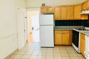 8 Berkeley St, Watertown, MA 02472 - Photo 3