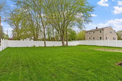 3 Adams Ave, Methuen, MA 01844 - Photo 3