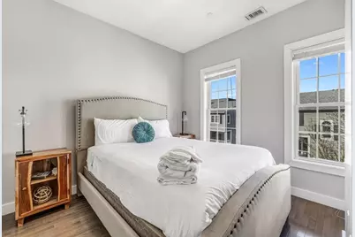 607 E 2nd Street, Boston, MA 02127 - Photo 13