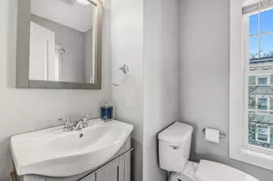 607 E 2nd St, Boston, MA 02127 - Photo 17