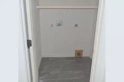 23-A Couch Street #RIGHT side, Taunton, MA 02780 - Photo 3