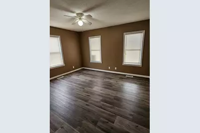 176 Corthell St #1, Springfield, MA 01151 - Photo 3