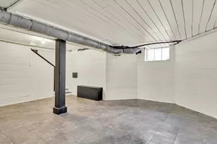 7 Cypress St, Cambridge, MA 02140 - Photo 31