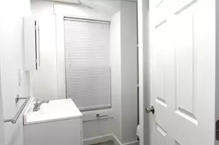 206-210 Cross St, Lowell, MA 01854 - Photo 11