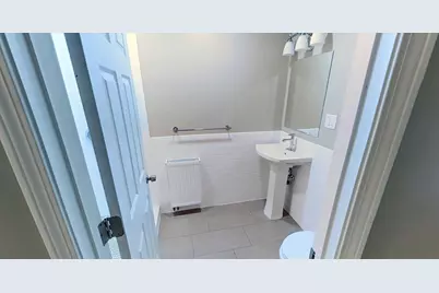 4A Weld Ave #2, Boston, MA 02119 - Photo 5