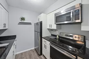 36 Steeplechase Ct, Haverhill, MA 01832 - Photo 5