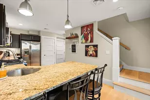 76 Court St, Plymouth, MA 02360 - Photo 11