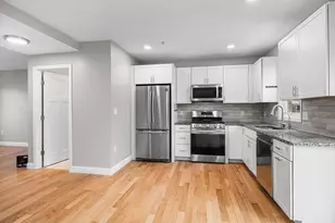 7 Gorham St, Chelmsford, MA 01824 - Photo 5