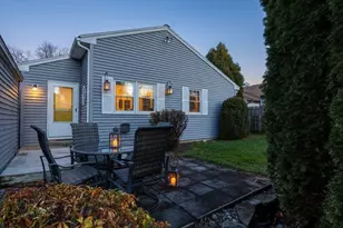 39 McCarthy Ave, Chicopee, MA 01020 - Photo 35
