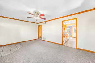 39 McCarthy Ave, Chicopee, MA 01020 - Photo 17