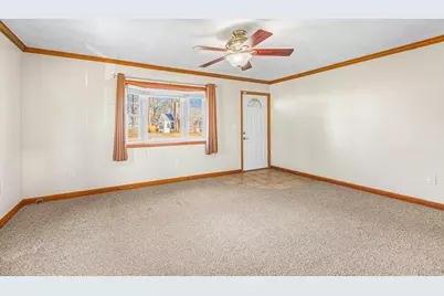 39 McCarthy Ave, Chicopee, MA 01020 - Photo 19