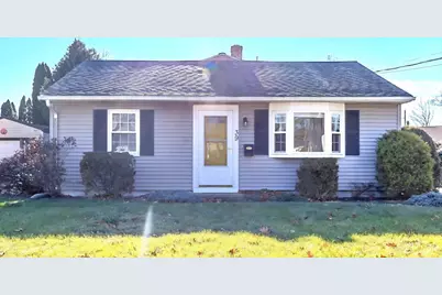 39 McCarthy Ave, Chicopee, MA 01020 - Photo 1