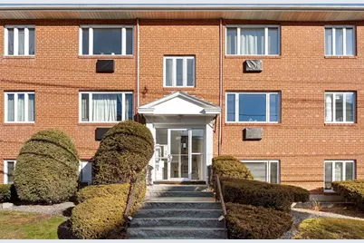 133 Warren St #3, Watertown, MA 02472 - Photo 5