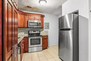 133 Warren St, Watertown, MA 02472 - Photo 13